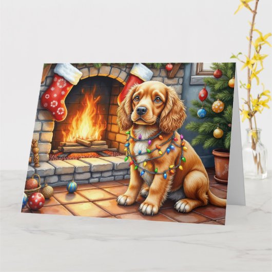 Cocker Spaniel by Fireplace with Christmas Lights Kaart (Gele Bloem)