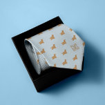 Cocker Spaniel Dogs Pattern Monogramed Stropdas<br><div class="desc">Cocker Spaniel honden patroonontwerp op lichtblauwe achtergrond. Pas je aan met een monogram om het perfecte te maken van een soort cadeau. Op zoek naar een andere kleur? Geen probleem! Klik op de knop "Aanpassen" en selecteer de achtergrondkleur van uw keuze.</div>