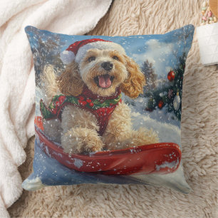 Cocker Spaniel-hond in slee laat het sneeuwen Kers Kussen
