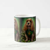 Cocker Spaniel hond in St. Patrick's Day jurk Koffiemok (Voorkant rechts)