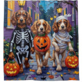 Cocker Spaniel Honden Trick-or-Treating op Hallowe Douchegordijn (Voorkant)