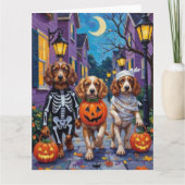 Cocker Spaniel Honden Trick-or-Treating op Hallowe Kaart (Voorkant)