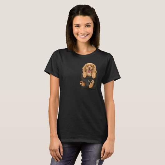Cocker Spaniel in Pocket Puppy Dog T-Shirt Gifts (Voorkant volledig)