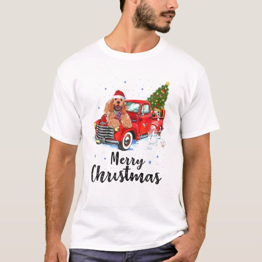 Cocker Spaniel Rides Red Truck Kerstmis Pajama T-shirt (Voorkant)