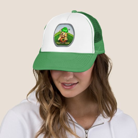 Cocker Spaniel St Patricks Day Trucker Pet (In situ)
