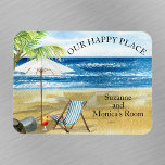 Cocktail Beach-stoel Happy Place Cruise-deur Magneet<br><div class="desc">Dit ontwerp kan op het gebied worden gepersonaliseerd dat door de foto en/of tekst te veranderen wordt verstrekt. Of het kan worden aangepast door te klikken deze Sjabloon personaliseert en dan de klik te kiezen om verdere optie aan te passen en de kleur van de achtergrond te schrappen of te...</div>