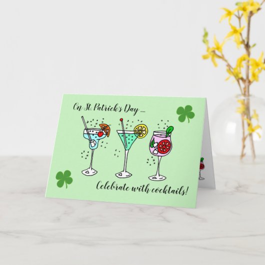 Cocktails Celebrate St Patrick's Day Kaart (Gele Bloem)