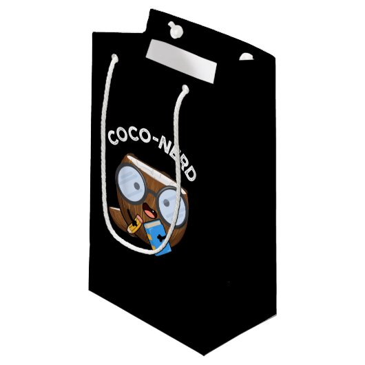 Coco-nerd Funny Fruit Coconut Pun Dark BG Klein Cadeauzakje (Voorkant Gekanteld)