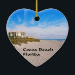 Cocoa Beach Florida Keramisch Ornament<br><div class="desc">Cocoa Beach,  zo genoemd omdat het strand de kleur van cacao is,  is een favoriete bestemming aan de oostkust van Florida.</div>