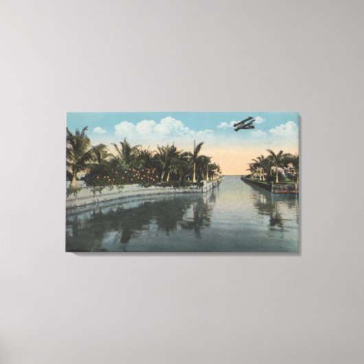 Cocoanut Grove, FL - Curtis James Estate Canal Canvas Afdruk (Voorkant)