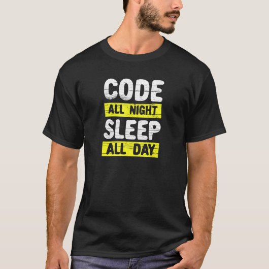 Code alle nachtslaap de hele dag t-shirt (Voorkant)