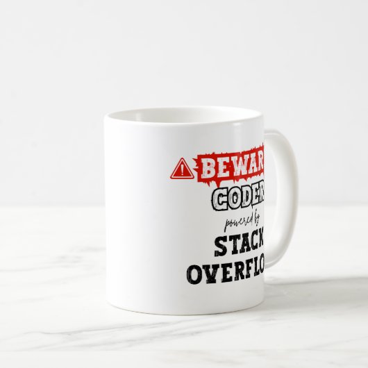 Coder aangedreven door stack overflow | programmer koffiemok (Voorkant rechts)