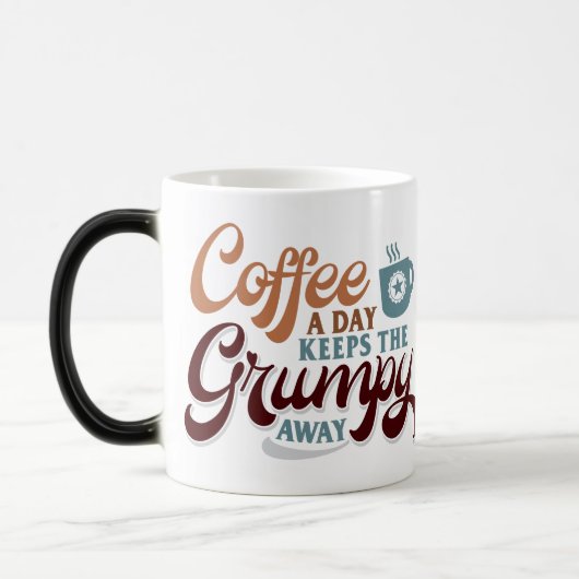 Coffee a Day for Coffee Lover Gift  Magische Mok (Links)