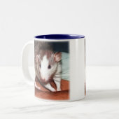 Coffee Break Ratties 02 Tweekleurige Koffiemok (Voorkant links)