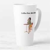 Coffee First. Mom Later Mug  Latte Mok (Rechterhoek)