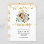 Coffee Love is Brouwerij Bridal Shower Invitation Kaart<br><div class="desc">Coffee Love is Brouwerij Bridal Shower Invitation</div>