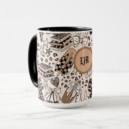 Coffee Lover Leopard Print Mug Mok (Voorkant links)