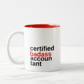 Coffee-Mok voor gecertificeerde Badass-accountant Tweekleurige Koffiemok (Links)