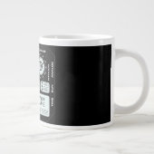 Coffee Mug with a Humorous Digital Design Grote Koffiekop (Rechts)