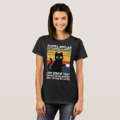 Coffee Spelled Backwards is Eeffoc Funny Black Cat T-shirt (Voorkant volledig)