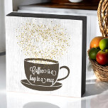 Coffee Tea Cup Quote Bruin Houten Doos Teken<br><div class="desc">Koffiehouten bord voor keuken,  koffiebar,  café,  cafetaria,  eetkamer,  coffeeshop met quote Koffie is een knuffel in een Mok op noodlijdend wit hout | Als u uw eigen tekst wilt toevoegen of de achtergrondkleur wilt wijzigen,  gebruikt u de ontwerpoptie bewerken.</div>