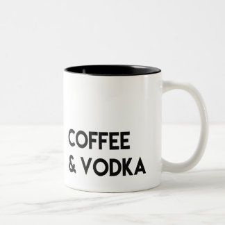 Coffee & Vodka mok, Funny Gift, van LemonMilk Tweekleurige Koffiemok