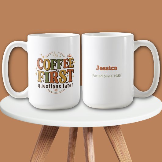 Coffie Eerst, Vragen Later Retro Naam Reisbeker