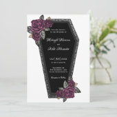 Coffin met Rozen Gothic Wedding Invitation Kaart (Staand voorkant)