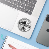 Col de l'Iseran Franse Alpen motorfietstocht Sticker (Laptop met iPhone)