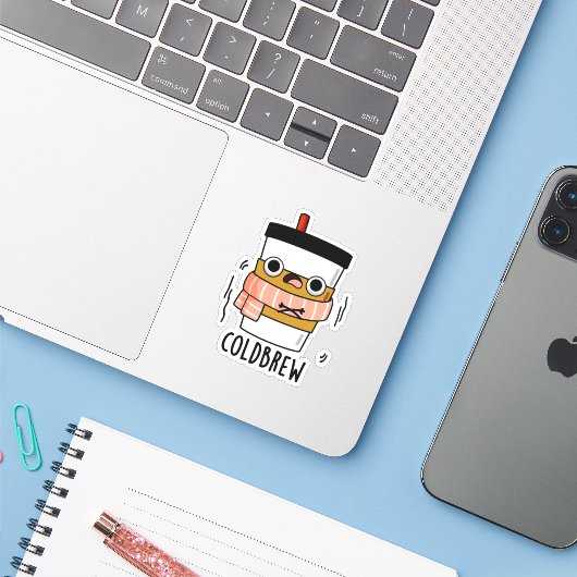 Cold Brew Funny Freezing Coffee Pun Sticker (Laptop met iPhone)
