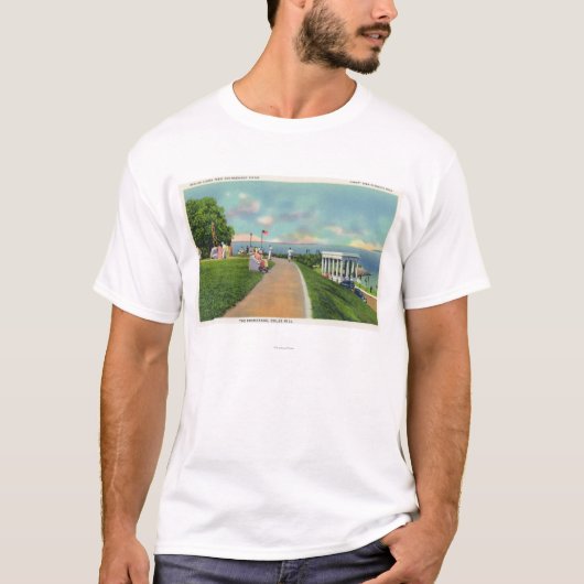 Coles Hill Uitzicht van de Promenade T-shirt (Voorkant)