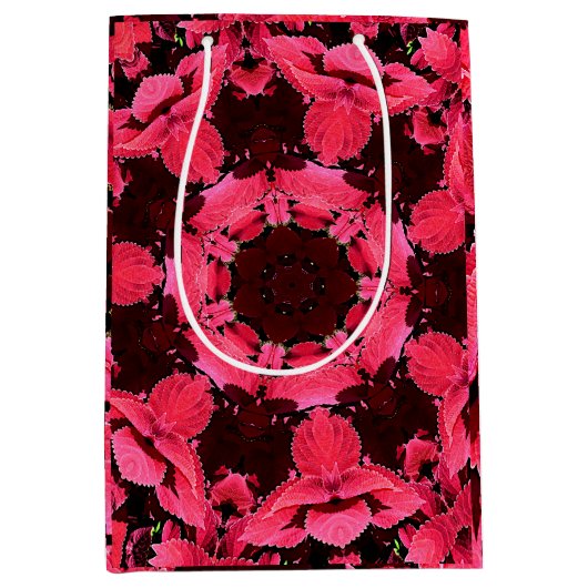 Coleus Closeup Kaleidoscoop Medium Cadeauzakje (Voorkant)