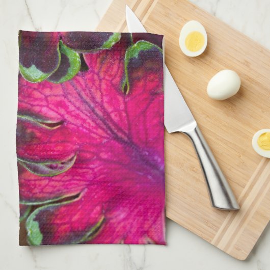 Coleus Macro Theedoek (Quarter Fold)