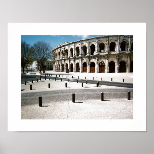 Coliseum in het landschap Nimes Fine Art Poster (Voorkant)