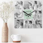 Collage Foto Best Grandpa Ever Pastel Mint Gift Vierkante Klok<br><div class="desc">Deze prachtige collage foto is de perfecte manier om je liefde voor je opa uit te drukken. Met de hartverwarmende boodschap "We houden van je opa" in elegante letters tegen de achtergrond van een kalmerende pastelmunt, geeft dit stuk de warmte en genegenheid weer die je voelt voor je opa. Het...</div>