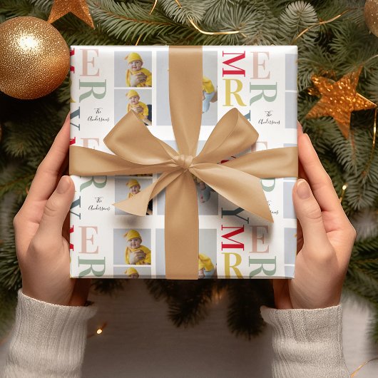 Collage foto's en kleurrijke groeven | Happy Holid Cadeaupapier