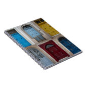 Collage van kleurrijke voordeuren notitieboek (Rechterzijde)