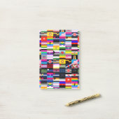 Collage van Pride-vlaggen Post-it® Notes (Op bureau)