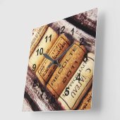 Collectie van Franse wijnflessen Vierkante Klok (Hoek)