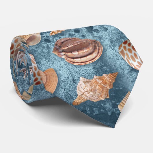Collectie van zeeschelpen stropdas (Opgerold)