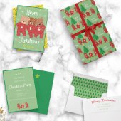 Moderne teddyberen in kerstpyjama met boom cadeaupapier