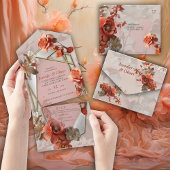 Een zachte, rozeachtige tint genaamd Peach Fuzz Fl Servet