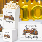 Boys birthday party with tractor design popcorn  bedankdoosjes