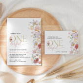 Kleurrijke bloemen, wilde bloemen, eerste verjaard acryl uitnodigingen