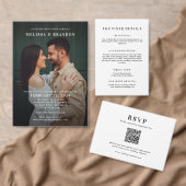 Moderne Minimalistische Typografie QR Code Trouwen RSVP Kaartje (Personaliseer de collectie van deze zelfstandige maker.)