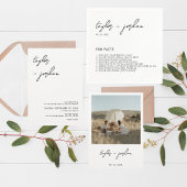 Fun facts Modern Script Wedding Party Napkins Servet