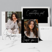 Een foto modern zwart penseelscript afstuderen bedankkaart