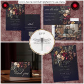 Moody Romantic Dark Floral Gothic Wedding Kaart