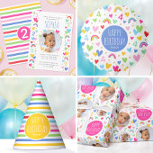Rainbow Hearts 1st Verjaardag Custom Naam Geel Cadeaupapier