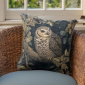 Barred Uil in een nacht Forest William Morris Styl Ronde Sticker